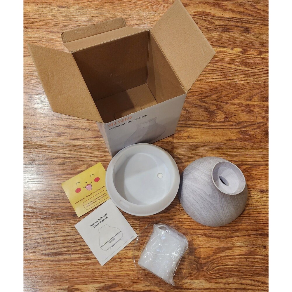 NEW Essential Oil Diffuser - Picture 2 of 8